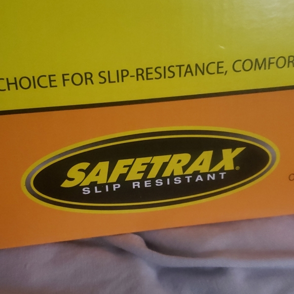 safetrax shoes womens